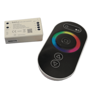 Controlador y control remoto para Foco RGB.  Valor iva incl.