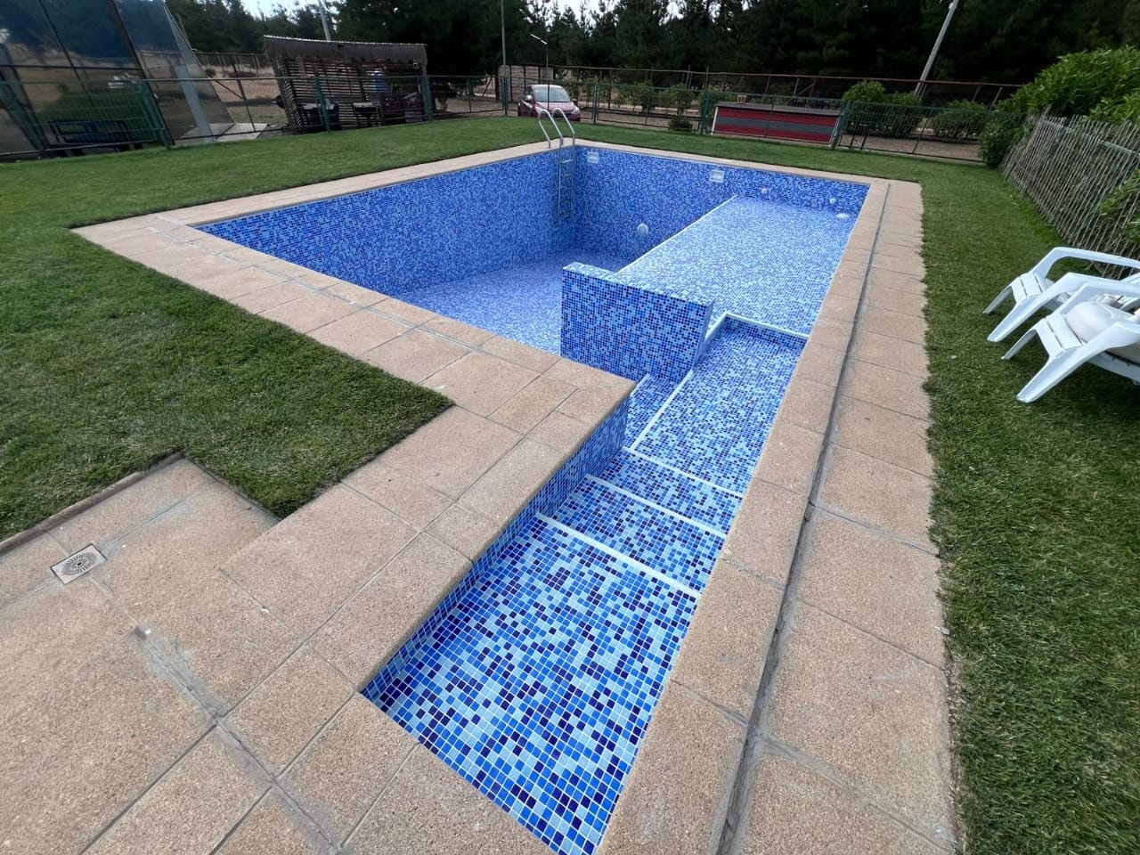 Mosaico ez. Mezcla celeste - palmeta 30,5x50,5 cm. (valor m² iva incl) - imagen 5