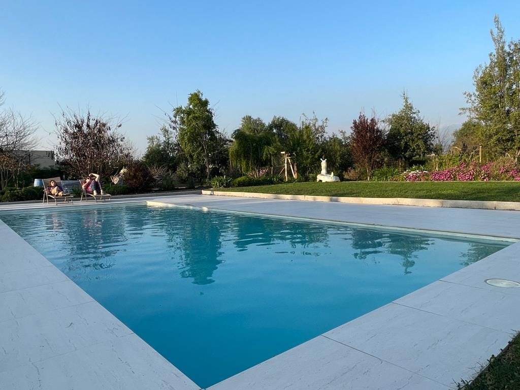 Revestimiento para piscinas
